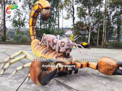 লাইফলাইক রিয়ালিস্টিক অ্যানিমেট্রনিক প্রাণী বিচ্ছুরা পিঁপড়ার সূর্য প্রতিরোধের সাথে লড়াই করে